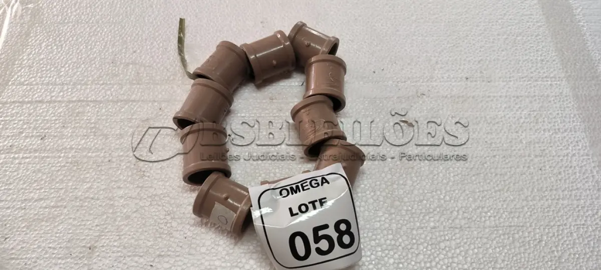 LOTE 058 - 10 LUVAS SOLDÁVEL Ø 40MM PVC MARROM. (NO ESTADO EM QUE SE ENCONTRA. SUJEITO A AVARIAS OCULTAS/VISÍVEIS.)