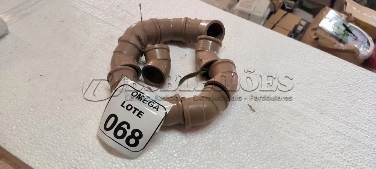 LOTE 068 - 10 JOELHOS 45º SOLD. Ø 40MM - PVC MARROM. (NO ESTADO EM QUE SE ENCONTRA. SUJEITO A AVARIAS OCULTAS/VISÍVEIS.)