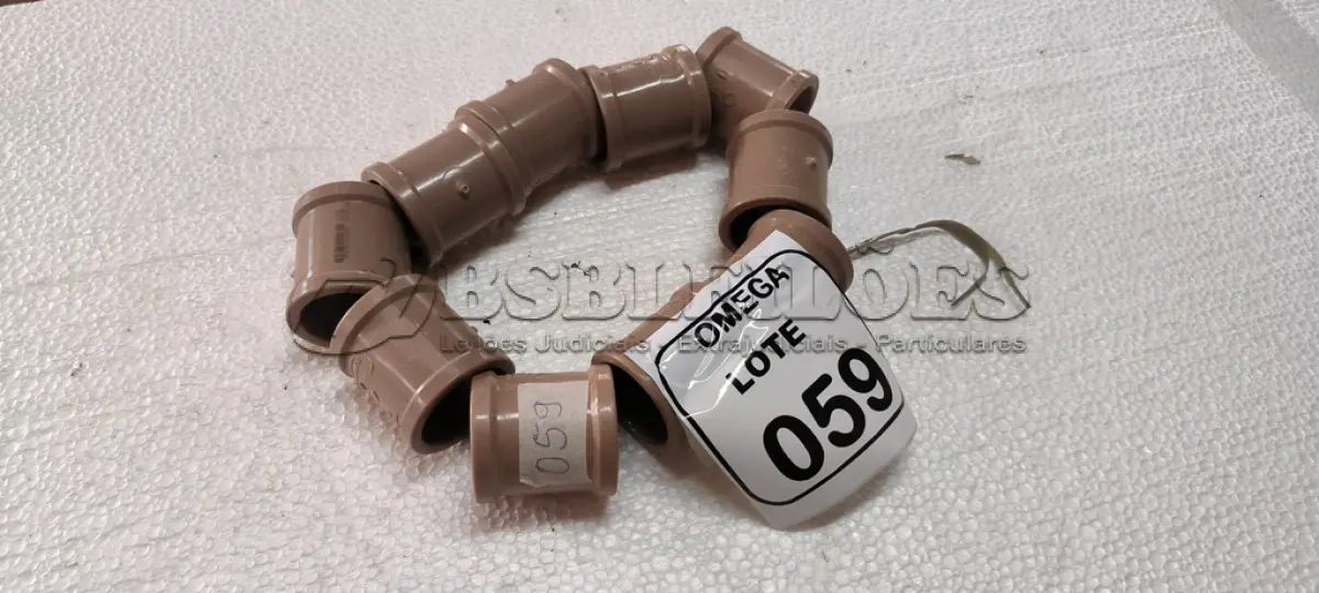LOTE 059 - 10 LUVAS SOLDÁVEL Ø 40MM PVC MARROM. (NO ESTADO EM QUE SE ENCONTRA. SUJEITO A AVARIAS OCULTAS/VISÍVEIS.)