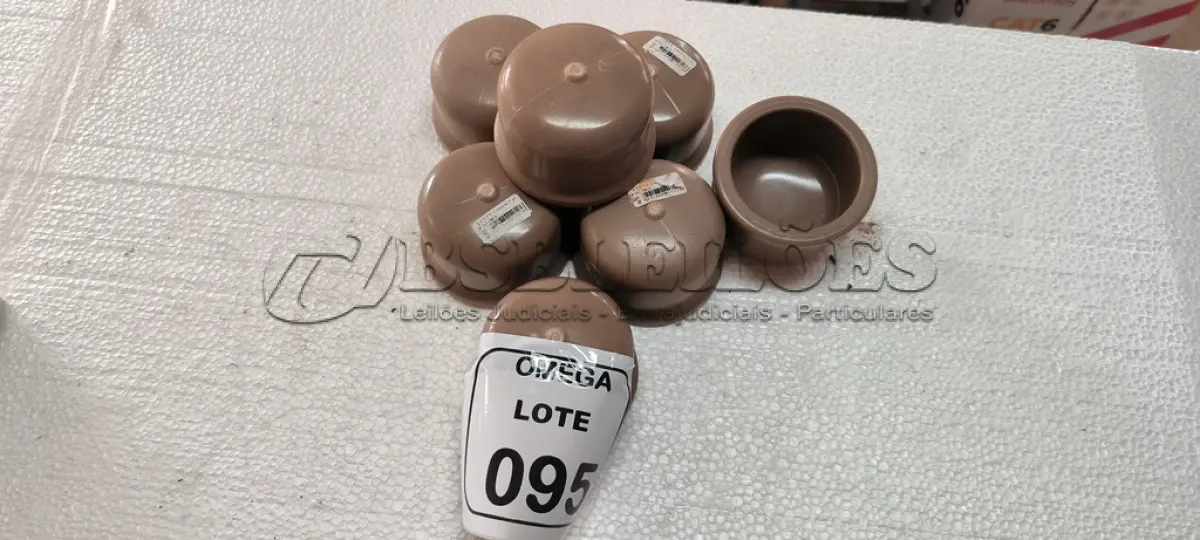 LOTE 095 - 07 CAP TAMPÃO SOLD. Ø 75 - PVC MARROM. (NO ESTADO EM QUE SE ENCONTRA. SUJEITO A AVARIAS OCULTAS/VISÍVEIS.)