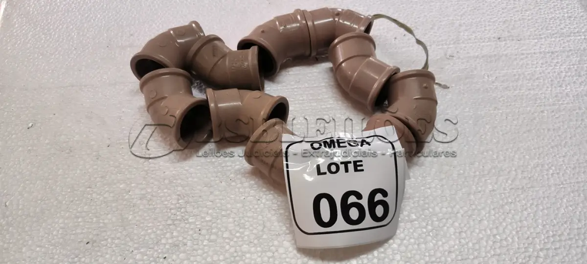 LOTE 066 - 10 JOELHOS 45º SOLD. Ø 40MM - PVC MARROM. (NO ESTADO EM QUE SE ENCONTRA. SUJEITO A AVARIAS OCULTAS/VISÍVEIS.)