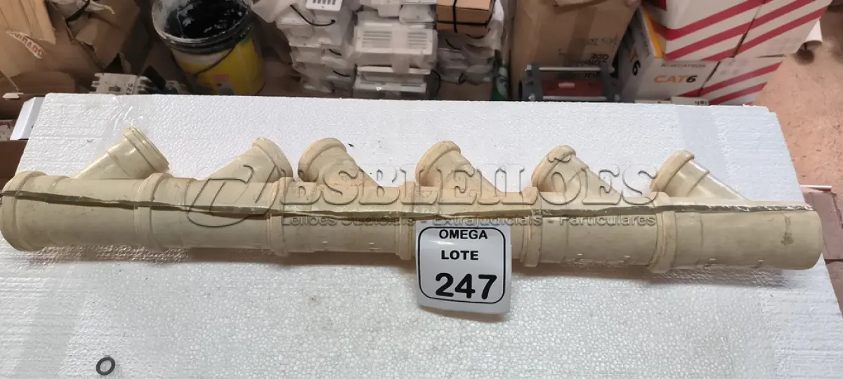LOTE 247 - 06 JUNÇÕES "Y" PVC SOLD. COM REDUÇÃO - Ø 75 X 50MM. (NO ESTADO EM QUE SE ENCONTRA. SUJEITO A AVARIAS OCULTAS/VISÍVEIS.)