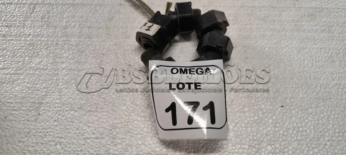 LOTE 171 - 06 LUVAS DE TRANSIÇÃO ROSCÁVEL - Ø 32 X 28. (NO ESTADO EM QUE SE ENCONTRA. SUJEITO A AVARIAS OCULTAS/VISÍVEIS.)