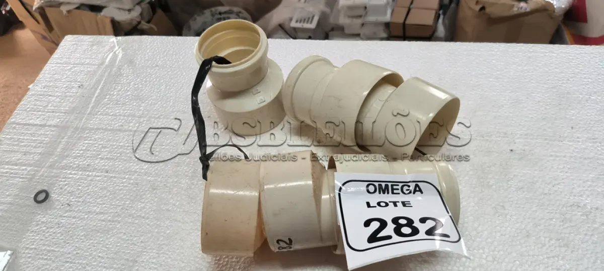 LOTE 282 - 06 REDUÇÕES EXCÊNTRICAS - PVC SOLD. - Ø 100 X 75MM. (NO ESTADO EM QUE SE ENCONTRA. SUJEITO A AVARIAS OCULTAS/VISÍVEIS.)