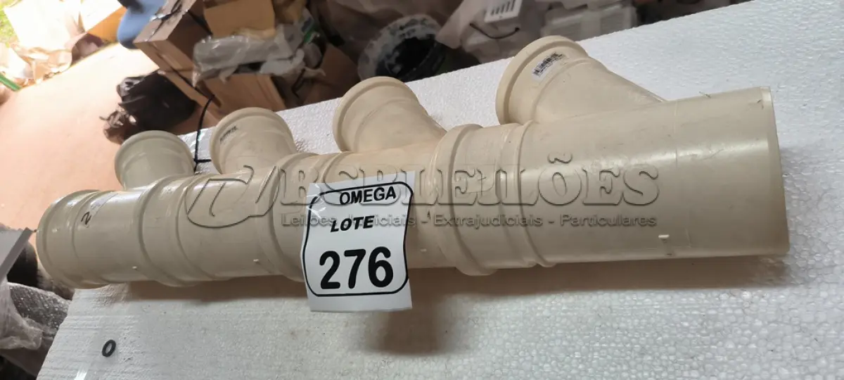 LOTE 276 - 04 JUNÇÕES "Y" PVC SOLD. COM REDUÇÃO - Ø 100 X 75MM. (NO ESTADO EM QUE SE ENCONTRA. SUJEITO A AVARIAS OCULTAS/VISÍVEIS.)