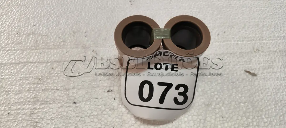 LOTE 073 - 02 LUVAS DE CORRER COM ANEL Ø 40MM PVC MARROM. (NO ESTADO EM QUE SE ENCONTRA. SUJEITO A AVARIAS OCULTAS/VISÍVEIS.)