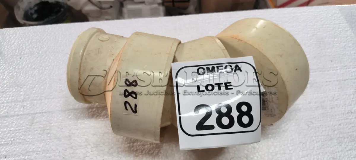 LOTE 288 - 03 BUCHAS EXCÊNTRICAS SOLD. DE REDUÇÃO CPVC - Ø 150X75MM. (NO ESTADO EM QUE SE ENCONTRA. SUJEITO A AVARIAS OCULTAS/VISÍVEIS.)