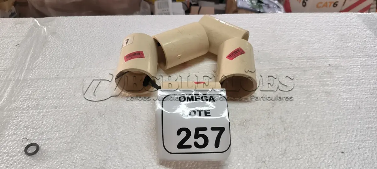 LOTE 257 - 05 LUVAS  CPVC - Ø 54 MM. (NO ESTADO EM QUE SE ENCONTRA. SUJEITO A AVARIAS OCULTAS/VISÍVEIS.)