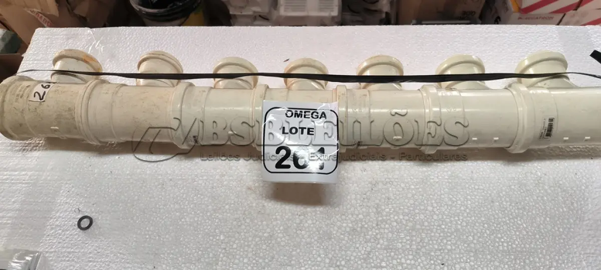 LOTE 261 - 07 TÊSPVC SOLD. COM REDUÇÃO - Ø 75 X 50MM. (NO ESTADO EM QUE SE ENCONTRA. SUJEITO A AVARIAS OCULTAS/VISÍVEIS.)