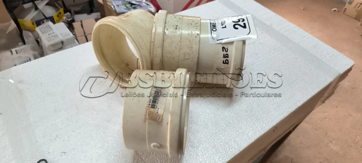 LOTE 299 - 04 LUVAS PVC SOLD. Ø 150MM. (NO ESTADO EM QUE SE ENCONTRA. SUJEITO A AVARIAS OCULTAS/VISÍVEIS.)