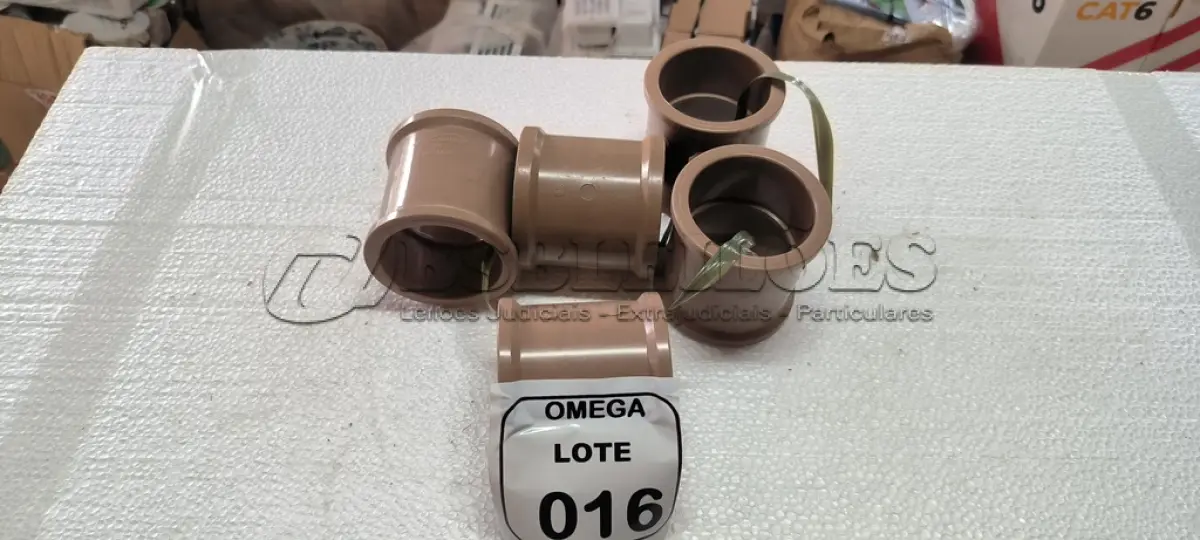 LOTE 016 - 05 LUVAS SOLDÁVEL Ø 75MM - PVC MARROM. (NO ESTADO EM QUE SE ENCONTRA. SUJEITO A AVARIAS OCULTAS/VISÍVEIS.)