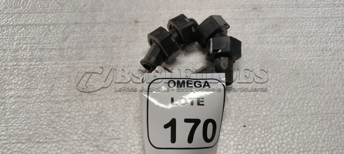 LOTE 170 - 06 LUVAS DE TRANSIÇÃO ROSCÁVEL - Ø 32 X 28. (NO ESTADO EM QUE SE ENCONTRA. SUJEITO A AVARIAS OCULTAS/VISÍVEIS.)
