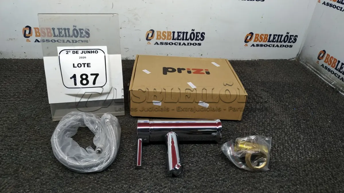 LOTE 187 - 01 TORNEIRA MISTURADOR MARCA PRIZI COM ACESSÓRIOS. (NO ESTADO) ATENÇÃO! FAZER A VISITAÇÃO ANTES DE ARREMATAR, NÃO SABEMOS SE FUNCIONA, LEILÃO NÃO TEM GARANTIA E NEM DEVOLUÇÃO, SUJEITO A POSSÍVEIS AVARIAS VISÍVEIS/OCULTAS E/OU AUSÊNCIA DE COMPONENTES.