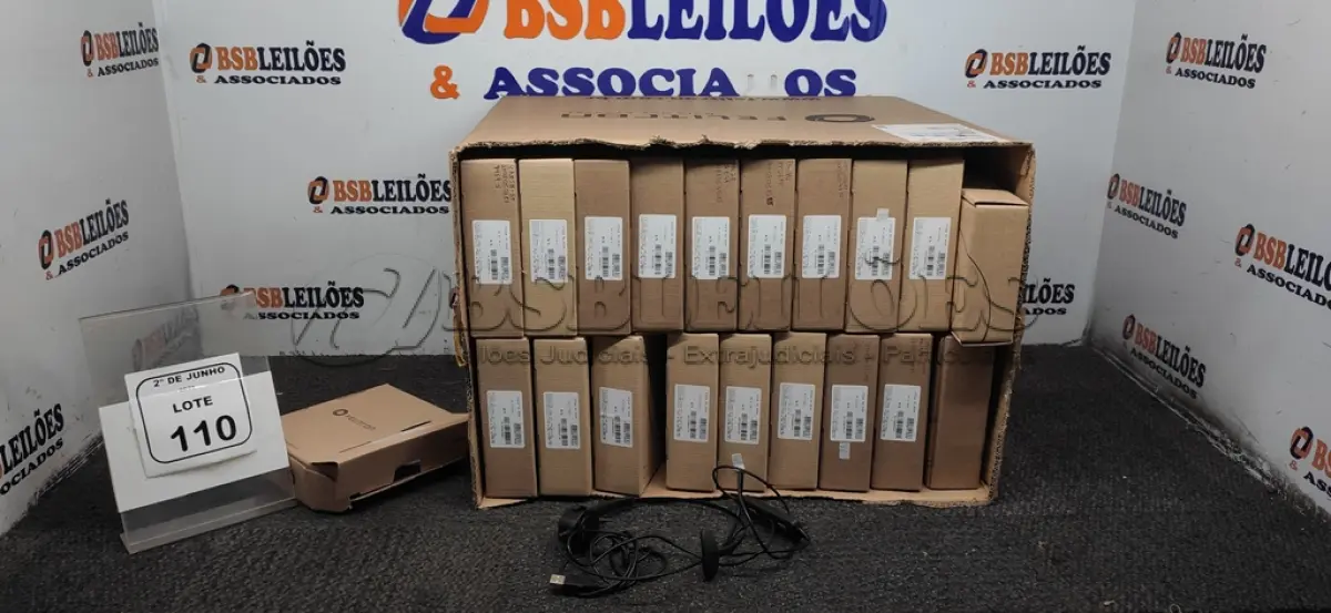 LOTE 110 - 01 LOTE COM GRANDE QUANTIDADE DE HEADSET MARCA FELITRON. (NO ESTADO) ATENÇÃO! FAZER A VISITAÇÃO ANTES DE ARREMATAR, NÃO SABEMOS SE FUNCIONA, LEILÃO NÃO TEM GARANTIA E NEM DEVOLUÇÃO, SUJEITO A POSSÍVEIS AVARIAS VISÍVEIS/OCULTAS E/OU AUSÊNCIA DE COMPONENTES.