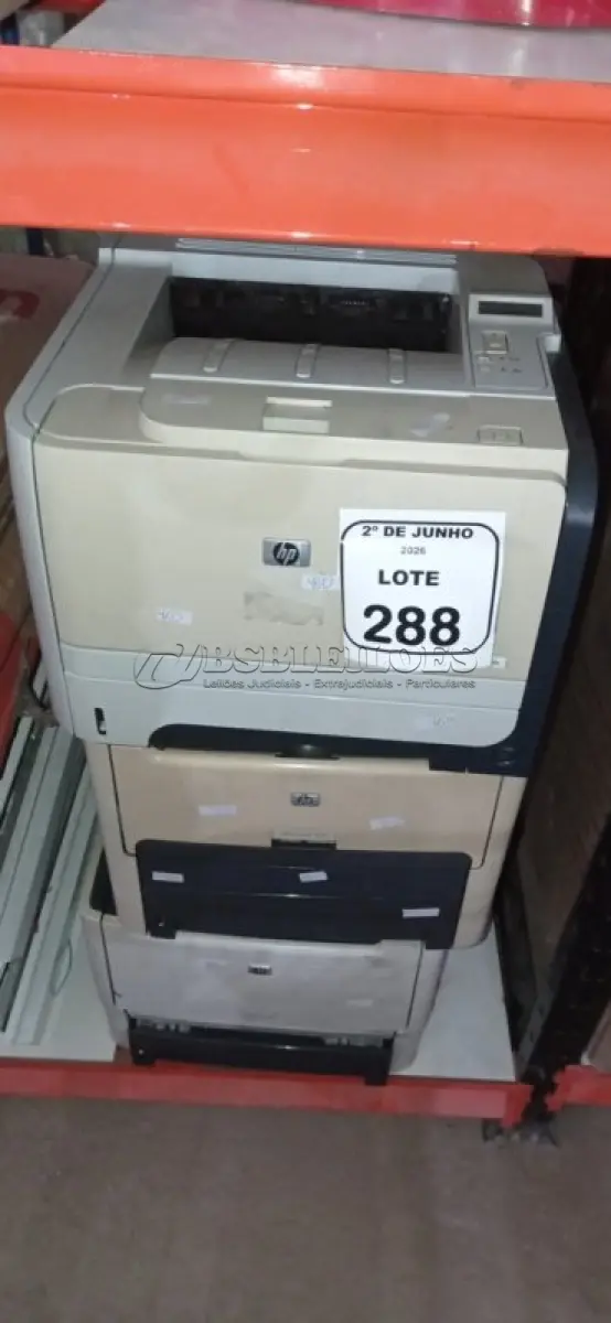 LOTE 288 - 03 IMPRESSORAS MODELOS DIVERSOS MARCA HP. (NO ESTADO) ATENÇÃO! FAZER A VISITAÇÃO ANTES DE ARREMATAR, NÃO SABEMOS SE FUNCIONA, LEILÃO NÃO TEM GARANTIA E NEM DEVOLUÇÃO, SUJEITO A POSSÍVEIS AVARIAS VISÍVEIS/OCULTAS E/OU AUSÊNCIA DE COMPONENTES.