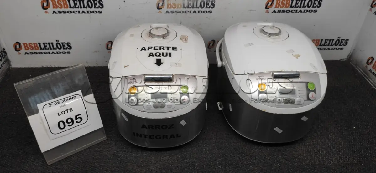LOTE 095 - 02 PANELAS ELÉTRICAS MARCA WALITA. (NO ESTADO) ATENÇÃO! FAZER A VISITAÇÃO ANTES DE ARREMATAR, NÃO SABEMOS SE FUNCIONA, LEILÃO NÃO TEM GARANTIA E NEM DEVOLUÇÃO, SUJEITO A POSSÍVEIS AVARIAS VISÍVEIS/OCULTAS E/OU AUSÊNCIA DE COMPONENTES.
