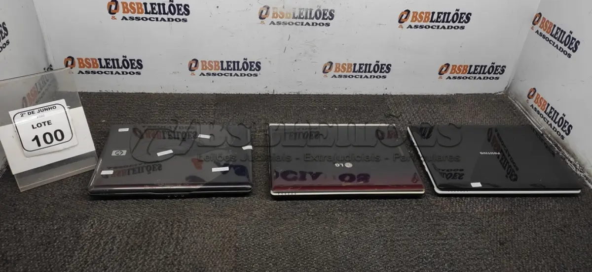 LOTE 100 - 03 NOTEBOOKS DE MARCAS E MODELOS DIVERSOS PARA RETIRADA DE PEÇAS. (NO ESTADO) ATENÇÃO! FAZER A VISITAÇÃO ANTES DE ARREMATAR, NÃO SABEMOS SE FUNCIONA, LEILÃO NÃO TEM GARANTIA E NEM DEVOLUÇÃO, SUJEITO A POSSÍVEIS AVARIAS VISÍVEIS/OCULTAS E/OU AUSÊNCIA DE COMPONENTES.