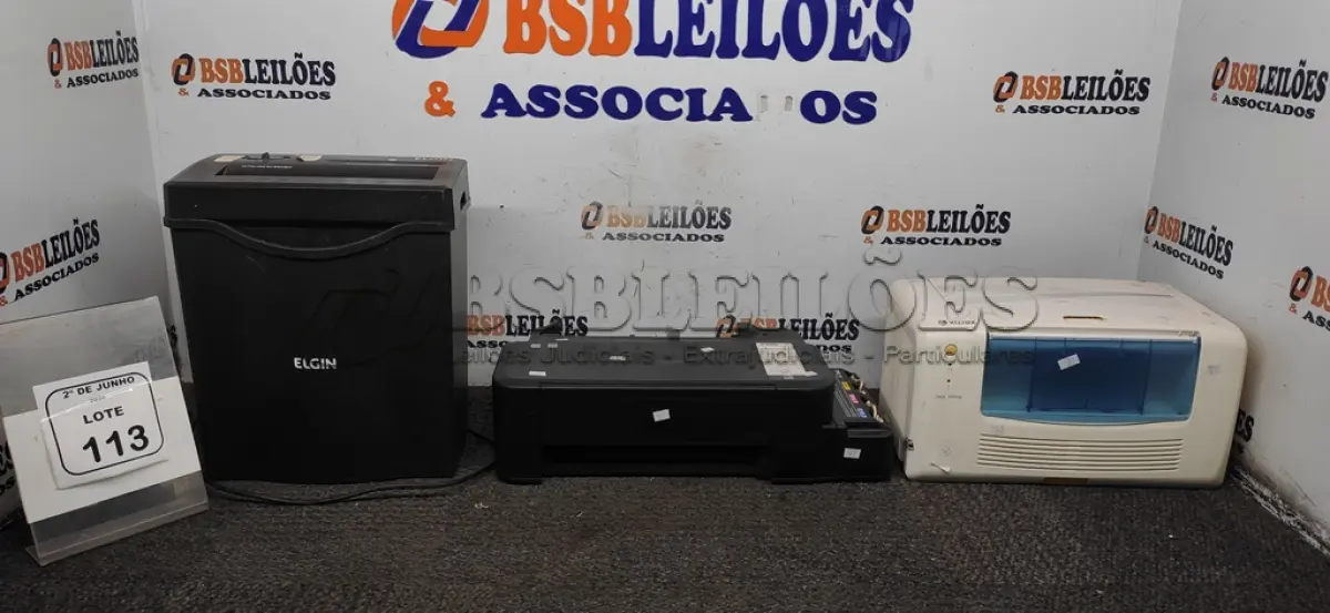 LOTE 113 - 01 FRAGMENTADORA DE PAPEL MARCA ELGIN, 01 IMPRESSORA MODELO L120 E 01 IMPRESSORA MODELO 3040 MARCA XEROX. (NO ESTADO) ATENÇÃO! FAZER A VISITAÇÃO ANTES DE ARREMATAR, NÃO SABEMOS SE FUNCIONA, LEILÃO NÃO TEM GARANTIA E NEM DEVOLUÇÃO, SUJEITO A POSSÍVEIS AVARIAS VISÍVEIS/OCULTAS E/OU AUSÊNCIA DE COMPONENTES.