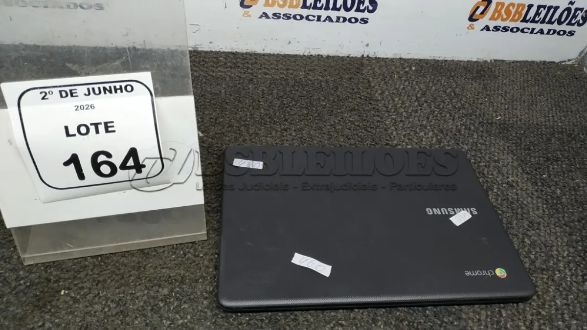 LOTE 164 - 01 CROMEBOOK LINHA CONNECT MEMORIA 4GB, 16GB E.MMC TELA DE 11.6’’ MARCA SAMSUNG SEM FONTE. (NO ESTADO) ATENÇÃO! FAZER A VISITAÇÃO ANTES DE ARREMATAR, NÃO SABEMOS SE FUNCIONA, LEILÃO NÃO TEM GARANTIA E NEM DEVOLUÇÃO, SUJEITO A POSSÍVEIS AVARIAS VISÍVEIS/OCULTAS E/OU AUSÊNCIA DE COMPONENTES.