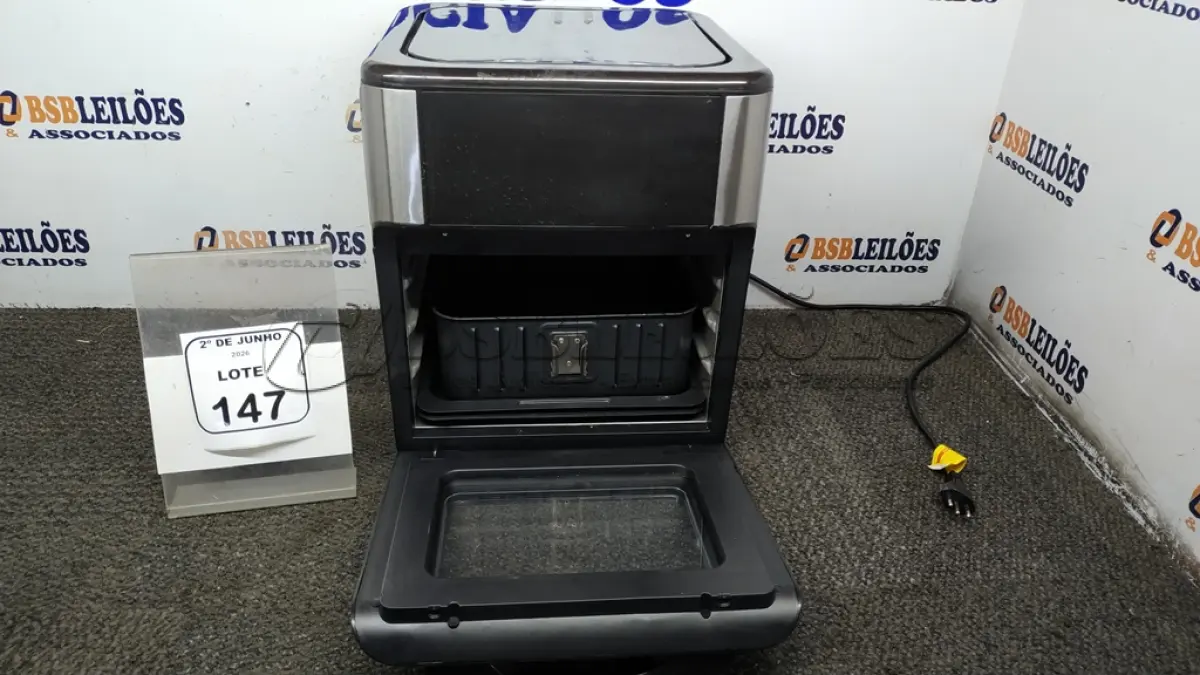 LOTE 147 - 01 AIR FRYER/FORNO 12L 220V MARCA MONDIAL. (NO ESTADO) ATENÇÃO! FAZER A VISITAÇÃO ANTES DE ARREMATAR, NÃO SABEMOS SE FUNCIONA, LEILÃO NÃO TEM GARANTIA E NEM DEVOLUÇÃO, SUJEITO A POSSÍVEIS AVARIAS VISÍVEIS/OCULTAS E/OU AUSÊNCIA DE COMPONENTES.