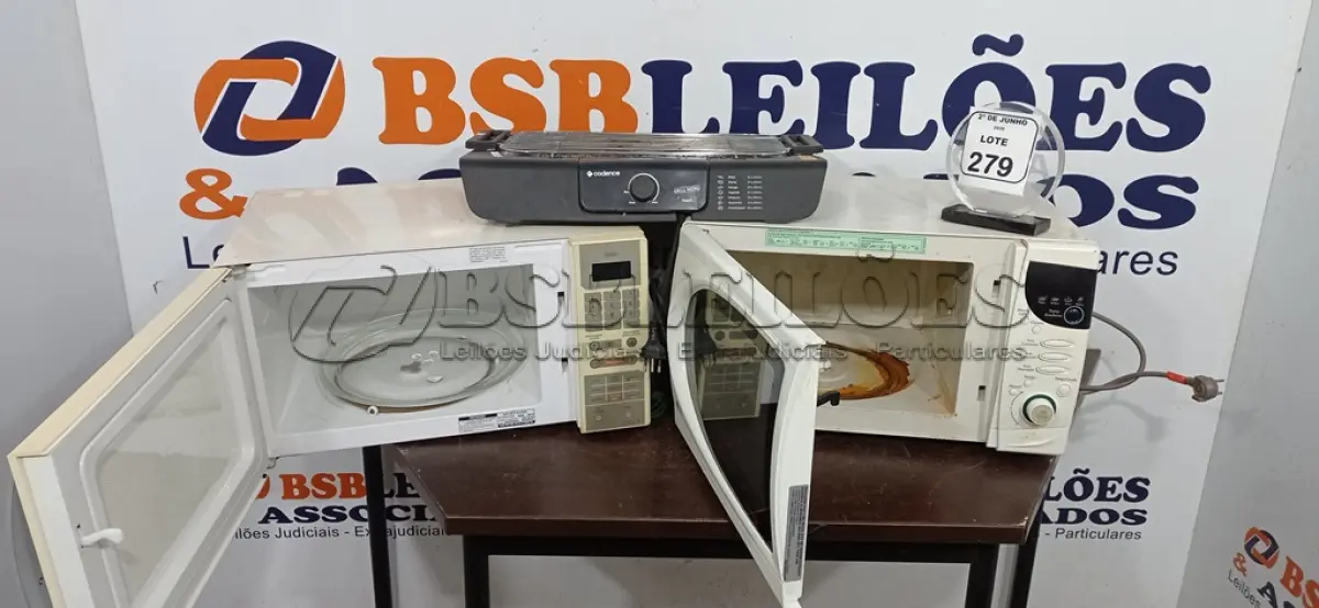 LOTE 279 - 01 CHURRASQUEIRA ELÉTRICA MARCA CADENCE E 02 MICRO-ONDAS220V MARCAS BRASTEMP E LG. (NO ESTADO) ATENÇÃO! FAZER A VISITAÇÃO ANTES DE ARREMATAR, NÃO SABEMOS SE FUNCIONA, LEILÃO NÃO TEM GARANTIA E NEM DEVOLUÇÃO, SUJEITO A POSSÍVEIS AVARIAS VISÍVEIS/OCULTAS E/OU AUSÊNCIA DE COMPONENTES.