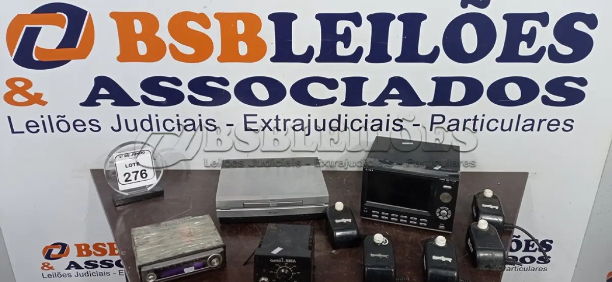 LOTE 276 - 01 DVR PORTATIL MODELO STAND ALONE, 01 ESTAÇÃO DE SOLDA ANALÓGICA MODELO 936A MARCA GRIFFIN, 01 DVD TUNER SYSTEM MODELO XV-DV55 MARCA PIONEER E 05 PURIFICADORES DE ÁGUA MARCA BELOAR. (NO ESTADO) ATENÇÃO! FAZER A VISITAÇÃO ANTES DE ARREMATAR, NÃO SABEMOS SE FUNCIONA, LEILÃO NÃO TEM GARANTIA E NEM DEVOLUÇÃO, SUJEITO A POSSÍVEIS AVARIAS VISÍVEIS/OCULTAS E/OU AUSÊNCIA DE COMPONENTES.