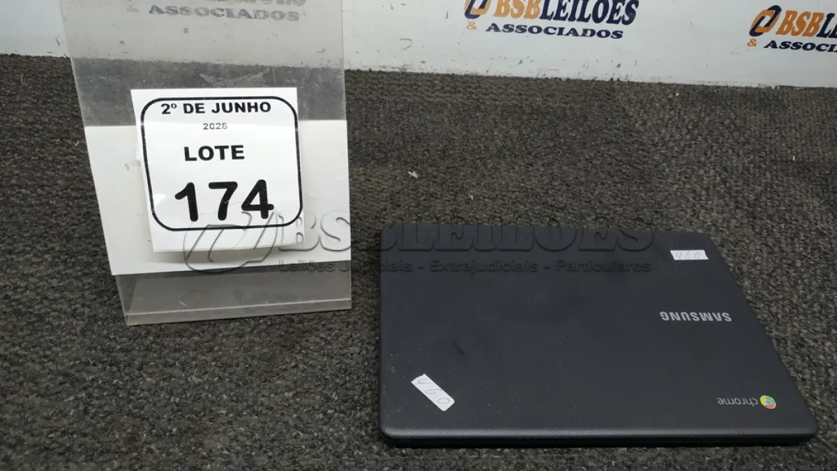 LOTE 174 - 01 CROMEBOOK LINHA CONNECT MEMORIA 2GB, 16GB E.MMC TELA DE 11.6’’ MARCA SAMSUNG SEM FONTE. (NO ESTADO) ATENÇÃO! FAZER A VISITAÇÃO ANTES DE ARREMATAR, NÃO SABEMOS SE FUNCIONA, LEILÃO NÃO TEM GARANTIA E NEM DEVOLUÇÃO, SUJEITO A POSSÍVEIS AVARIAS VISÍVEIS/OCULTAS E/OU AUSÊNCIA DE COMPONENTES.