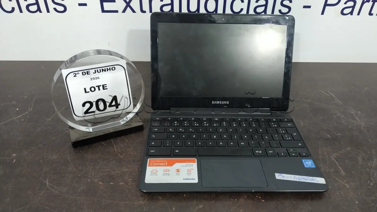 LOTE 204 - 01 CROMEBOOK LINHA CONNECT MEMORIA 2GB, 16GB E.MMC TELA DE 11.6’’ MARCA SAMSUNG SEM FONTE. (NO ESTADO) ATENÇÃO! FAZER A VISITAÇÃO ANTES DE ARREMATAR, NÃO SABEMOS SE FUNCIONA, LEILÃO NÃO TEM GARANTIA E NEM DEVOLUÇÃO, SUJEITO A POSSÍVEIS AVARIAS VISÍVEIS/OCULTAS E/OU AUSÊNCIA DE COMPONENTES.