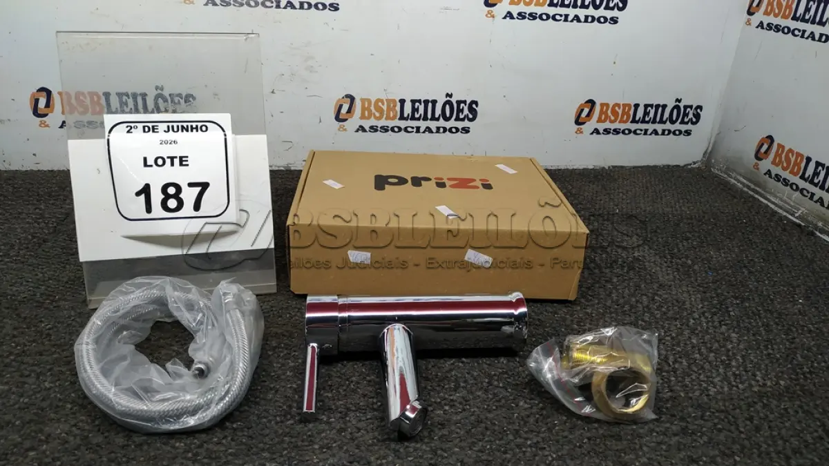 LOTE 187 - 01 TORNEIRA MISTURADOR MARCA PRIZI COM ACESSÓRIOS. (NO ESTADO) ATENÇÃO! FAZER A VISITAÇÃO ANTES DE ARREMATAR, NÃO SABEMOS SE FUNCIONA, LEILÃO NÃO TEM GARANTIA E NEM DEVOLUÇÃO, SUJEITO A POSSÍVEIS AVARIAS VISÍVEIS/OCULTAS E/OU AUSÊNCIA DE COMPONENTES.