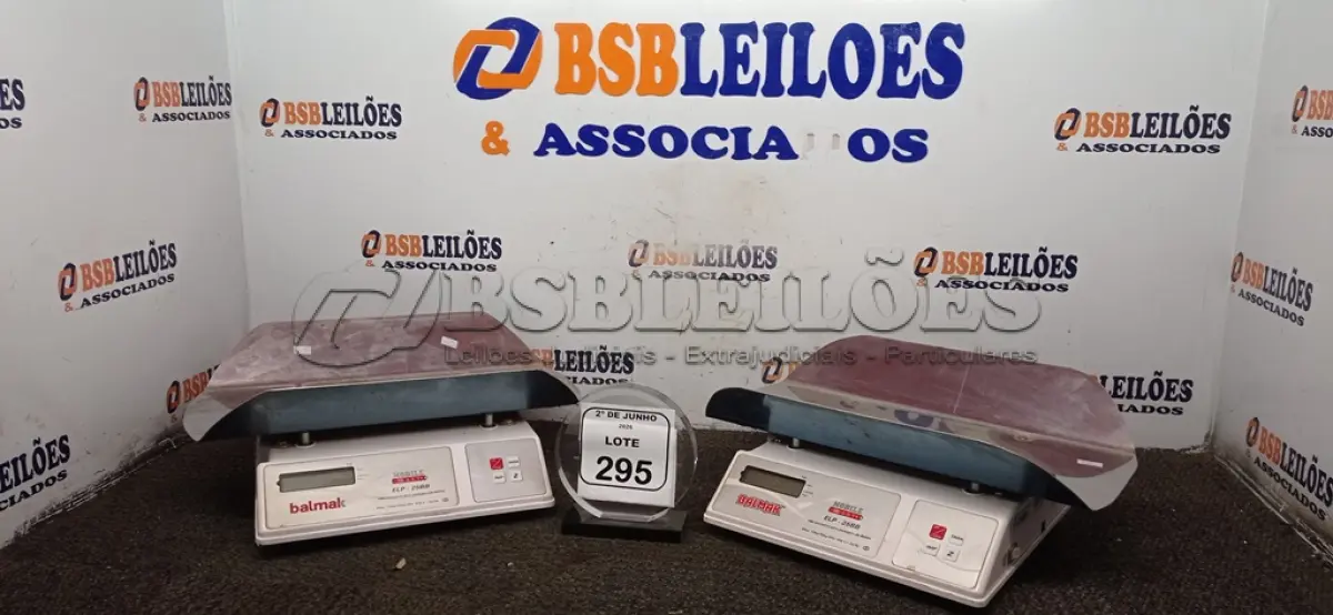 LOTE 295 - 02 BALANÇAS PEDIÁTRICAS MODELO ELP-25BB MARCA BALAMAX. (NO ESTADO) ATENÇÃO! FAZER A VISITAÇÃO ANTES DE ARREMATAR, NÃO SABEMOS SE FUNCIONA, LEILÃO NÃO TEM GARANTIA E NEM DEVOLUÇÃO, SUJEITO A POSSÍVEIS AVARIAS VISÍVEIS/OCULTAS E/OU AUSÊNCIA DE COMPONENTES.