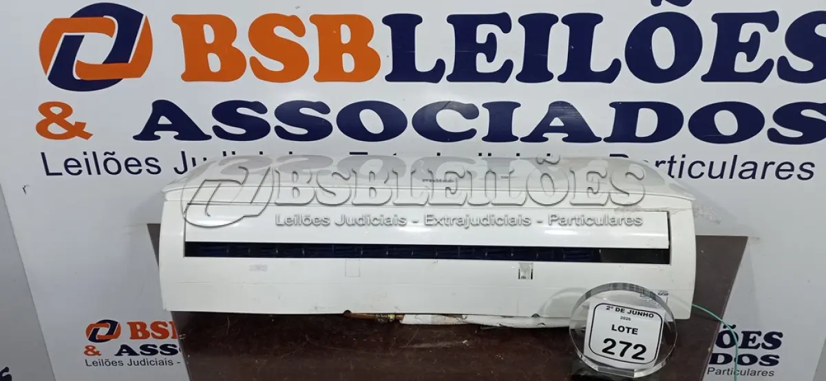 LOTE 272 - 01 CONDENSADORA DE 18.000BTU/H MARCA PHILCO. (NO ESTADO) ATENÇÃO! FAZER A VISITAÇÃO ANTES DE ARREMATAR, NÃO SABEMOS SE FUNCIONA, LEILÃO NÃO TEM GARANTIA E NEM DEVOLUÇÃO, SUJEITO A POSSÍVEIS AVARIAS VISÍVEIS/OCULTAS E/OU AUSÊNCIA DE COMPONENTES.
