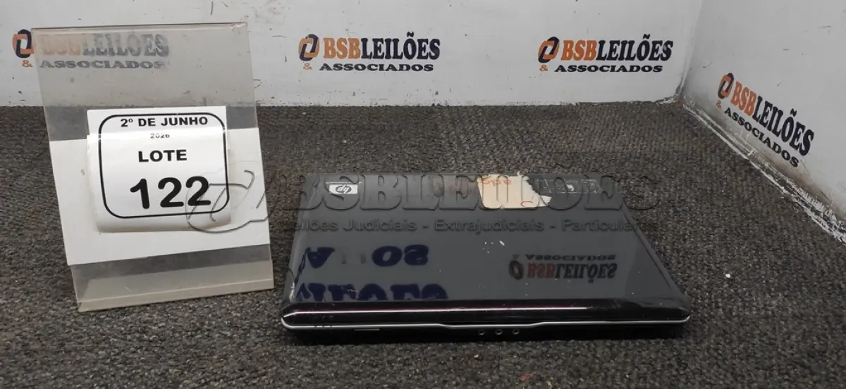 LOTE 122 - 01 NOTEBOOK MARCA HP SEM FONTE. (NO ESTADO) ATENÇÃO! FAZER A VISITAÇÃO ANTES DE ARREMATAR, NÃO SABEMOS SE FUNCIONA, LEILÃO NÃO TEM GARANTIA E NEM DEVOLUÇÃO, SUJEITO A POSSÍVEIS AVARIAS VISÍVEIS/OCULTAS E/OU AUSÊNCIA DE COMPONENTES.