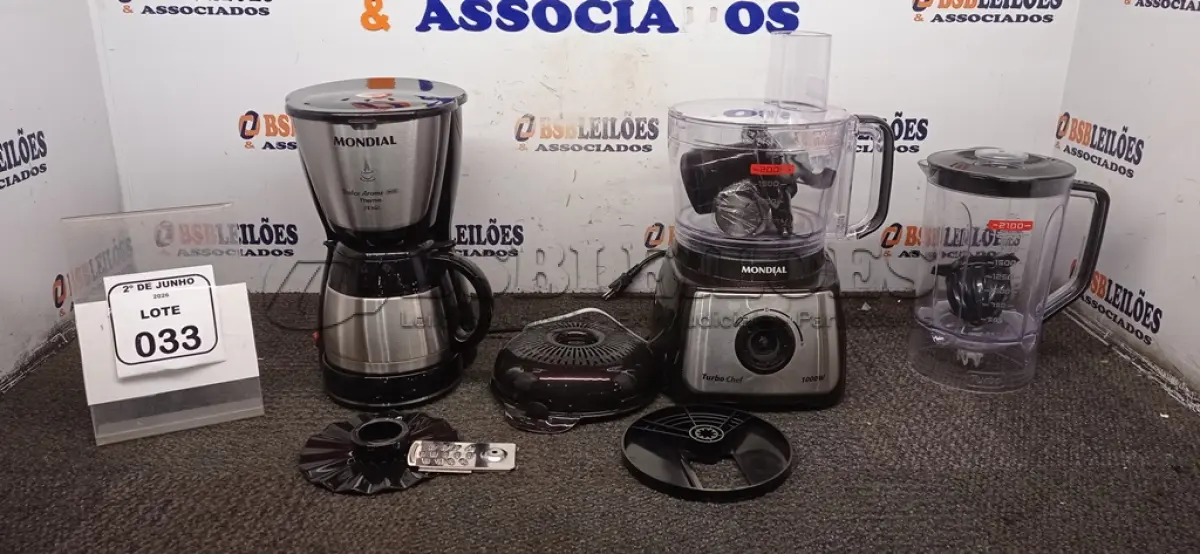 LOTE 033 - 01 LIQUIDIFICADOR MODELO TURBO MASTER 220V MARCA MONDIAL E 01 CAFETEIRA 220V MARCA MONDIAL. (NO ESTADO) ATENÇÃO! FAZER A VISITAÇÃO ANTES DE ARREMATAR, NÃO SABEMOS SE FUNCIONA, LEILÃO NÃO TEM GARANTIA E NEM DEVOLUÇÃO, SUJEITO A POSSÍVEIS AVARIAS VISÍVEIS/OCULTAS E/OU AUSÊNCIA DE COMPONENTES.