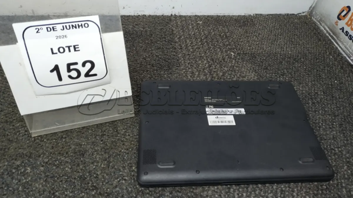 LOTE 152 - 01 CROMEBOOK LINHA CONNECT MEMÓRIA 4GB, 16GB E.MMC TELA DE 11.6’’ MARCA SAMSUNG SEM FONTE. (NO ESTADO) ATENÇÃO! FAZER A VISITAÇÃO ANTES DE ARREMATAR, NÃO SABEMOS SE FUNCIONA, LEILÃO NÃO TEM GARANTIA E NEM DEVOLUÇÃO, SUJEITO A POSSÍVEIS AVARIAS VISÍVEIS/OCULTAS E/OU AUSÊNCIA DE COMPONENTES.
