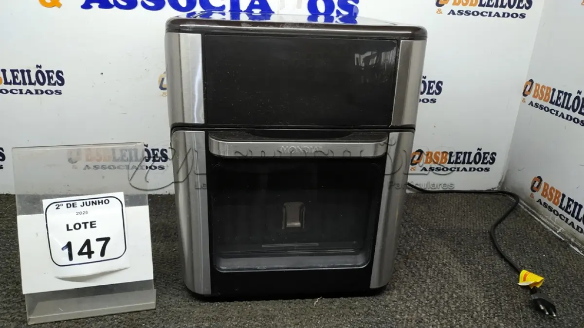 LOTE 147 - 01 AIR FRYER/FORNO 12L 220V MARCA MONDIAL. (NO ESTADO) ATENÇÃO! FAZER A VISITAÇÃO ANTES DE ARREMATAR, NÃO SABEMOS SE FUNCIONA, LEILÃO NÃO TEM GARANTIA E NEM DEVOLUÇÃO, SUJEITO A POSSÍVEIS AVARIAS VISÍVEIS/OCULTAS E/OU AUSÊNCIA DE COMPONENTES.