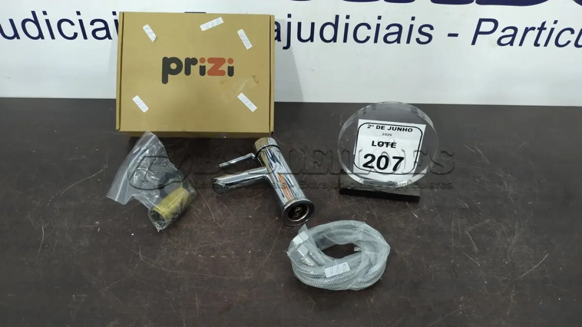 LOTE 207 - 01 TORNEIRA MISTURADOR MARCA PRIZI COM ACESSÓRIOS. (NO ESTADO) ATENÇÃO! FAZER A VISITAÇÃO ANTES DE ARREMATAR, NÃO SABEMOS SE FUNCIONA, LEILÃO NÃO TEM GARANTIA E NEM DEVOLUÇÃO, SUJEITO A POSSÍVEIS AVARIAS VISÍVEIS/OCULTAS E/OU AUSÊNCIA DE COMPONENTES.