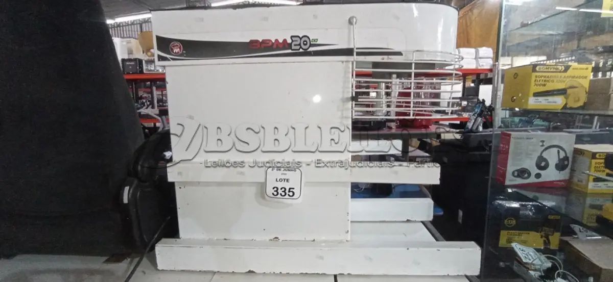 LOTE 335 - 01 BATEDEIRA INDUSTRIAL MODELO BPM 20 MARCA MANÁ. (NO ESTADO) ATENÇÃO! FAZER A VISITAÇÃO ANTES DE ARREMATAR, NÃO SABEMOS SE FUNCIONA, LEILÃO NÃO TEM GARANTIA E NEM DEVOLUÇÃO, SUJEITO A POSSÍVEIS AVARIAS VISÍVEIS/OCULTAS E/OU AUSÊNCIA DE COMPONENTES.