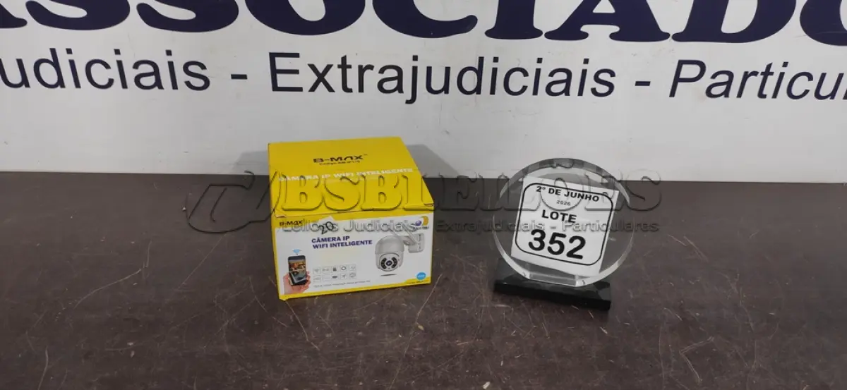 LOTE 352 - 01 CÂMERA IP EXTERNA APPS MARCA YOOSE (NOVO). (NO ESTADO) ATENÇÃO! FAZER A VISITAÇÃO ANTES DE ARREMATAR, NÃO SABEMOS SE FUNCIONA, LEILÃO NÃO TEM GARANTIA E NEM DEVOLUÇÃO, SUJEITO A POSSÍVEIS AVARIAS VISÍVEIS/OCULTAS E/OU AUSÊNCIA DE COMPONENTES.