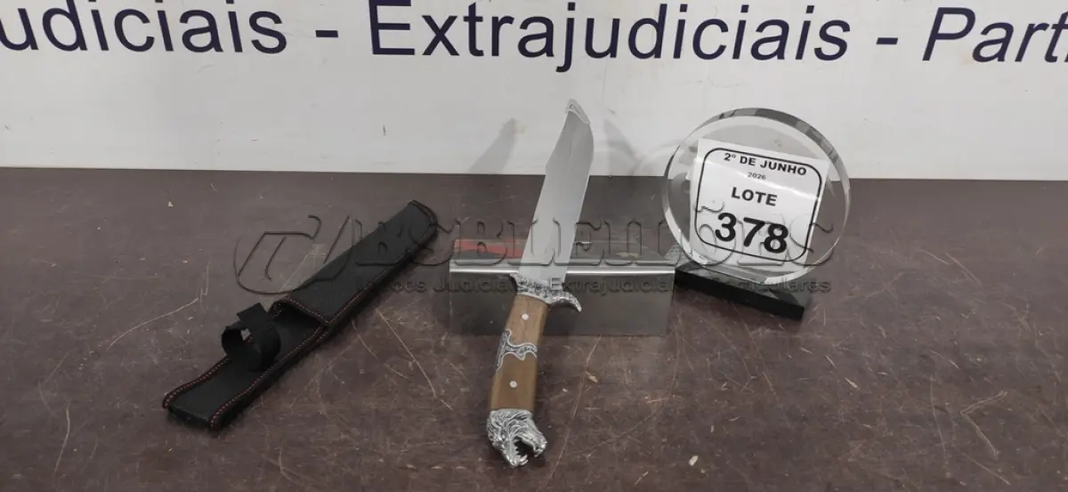 LOTE 378 - 01 FACA CABEÇA DE ONÇA COM CABO EM MADEIRA E LÂMINA EM AÇO INOX. (NO ESTADO) ATENÇÃO! FAZER A VISITAÇÃO ANTES DE ARREMATAR, NÃO SABEMOS SE FUNCIONA, LEILÃO NÃO TEM GARANTIA E NEM DEVOLUÇÃO, SUJEITO A POSSÍVEIS AVARIAS VISÍVEIS/OCULTAS E/OU AUSÊNCIA DE COMPONENTES.