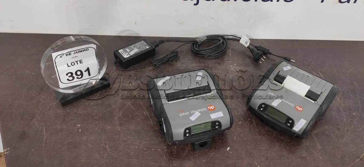 LOTE 391 - 02 IMPRESSORAS DE CUPOM MARCA DATAMAX COM 01 FONTE. (NO ESTADO) ATENÇÃO! FAZER A VISITAÇÃO ANTES DE ARREMATAR, NÃO SABEMOS SE FUNCIONA, LEILÃO NÃO TEM GARANTIA E NEM DEVOLUÇÃO, SUJEITO A POSSÍVEIS AVARIAS VISÍVEIS/OCULTAS E/OU AUSÊNCIA DE COMPONENTES.
