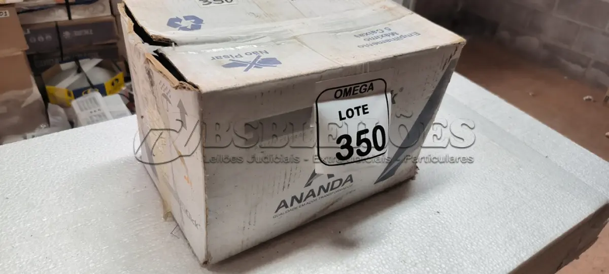 LOTE 350 - 300 PENDURAL RETO REBITE. (NO ESTADO EM QUE SE ENCONTRA. SUJEITO A AVARIAS OCULTAS/VISÍVEIS.)