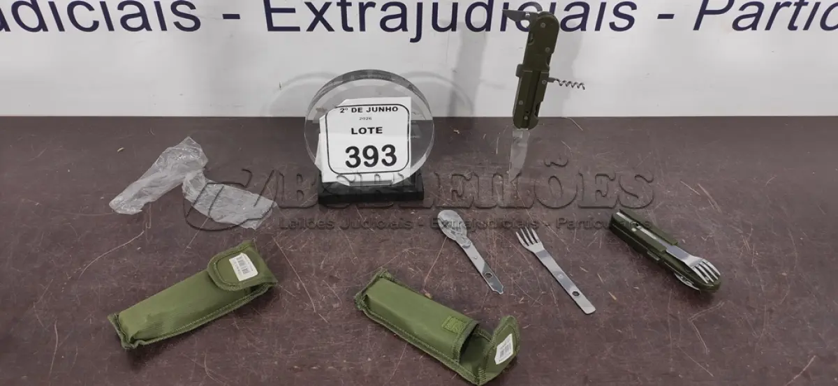 LOTE 393 - 02 CANIVETES PARA CAMPING MULTIFUNCIONAL COM BAINHA DE NYLON (NOVO). (NO ESTADO) ATENÇÃO! FAZER A VISITAÇÃO ANTES DE ARREMATAR, NÃO SABEMOS SE FUNCIONA, LEILÃO NÃO TEM GARANTIA E NEM DEVOLUÇÃO, SUJEITO A POSSÍVEIS AVARIAS VISÍVEIS/OCULTAS E/OU AUSÊNCIA DE COMPONENTES.