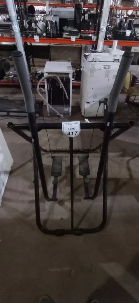 LOTE 417 - 01 SIMULADOR DE CAMINHADA DOMÉSTICO. (NO ESTADO) ATENÇÃO! FAZER A VISITAÇÃO ANTES DE ARREMATAR, NÃO SABEMOS SE FUNCIONA, LEILÃO NÃO TEM GARANTIA E NEM DEVOLUÇÃO, SUJEITO A POSSÍVEIS AVARIAS VISÍVEIS/OCULTAS E/OU AUSÊNCIA DE COMPONENTES.