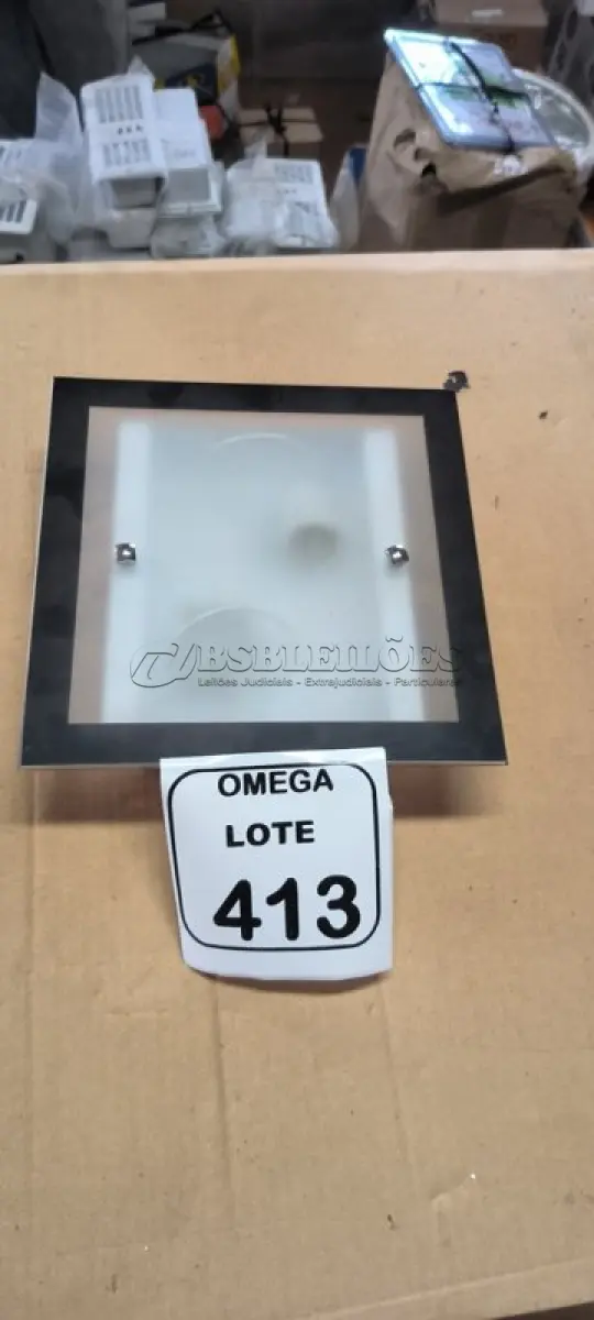 LOTE 413 - 01 LUMINÁRIA PLAFON LED QUADRADA DE EMBUTIR - 20X20. (NO ESTADO EM QUE SE ENCONTRA. SUJEITO A AVARIAS OCULTAS/VISÍVEIS.)