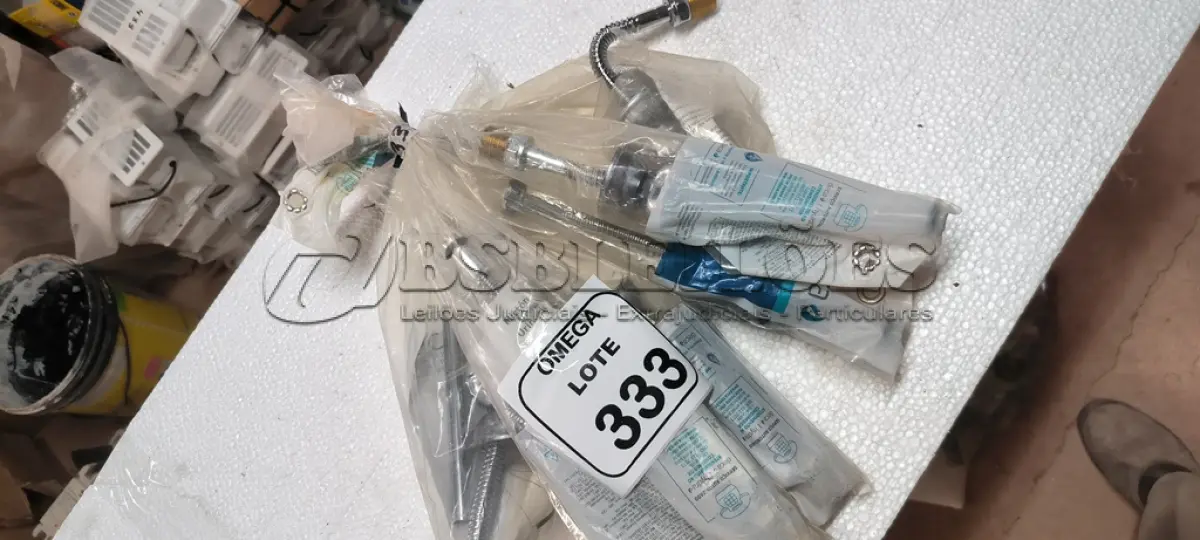 LOTE 333 - 06 CONJUNTOS CROMADOS PARA INSTALAÇÃO DO MICTÓRIO - DECA. (NO ESTADO EM QUE SE ENCONTRA. SUJEITO A AVARIAS OCULTAS/VISÍVEIS.)