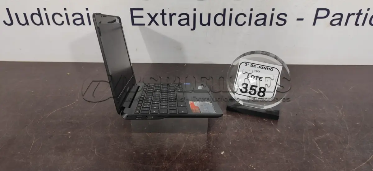LOTE 358 - 01 CROMEBOOK LINHA CONNECT MEMORIA 2GB, 16GB E.MMC TELA DE 11.6’’ MARCA SAMSUNG SEM FONTE. (NO ESTADO) ATENÇÃO! FAZER A VISITAÇÃO ANTES DE ARREMATAR, NÃO SABEMOS SE FUNCIONA, LEILÃO NÃO TEM GARANTIA E NEM DEVOLUÇÃO, SUJEITO A POSSÍVEIS AVARIAS VISÍVEIS/OCULTAS E/OU AUSÊNCIA DE COMPONENTES.