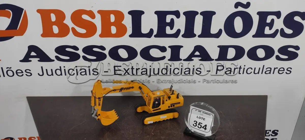 LOTE 354 - 01 CARRINHO DE BRINQUEDO DE CONSTRUÇÃO MODELO EBCC077 MARCA EVERBRIGHT. (NO ESTADO) ATENÇÃO! FAZER A VISITAÇÃO ANTES DE ARREMATAR, NÃO SABEMOS SE FUNCIONA, LEILÃO NÃO TEM GARANTIA E NEM DEVOLUÇÃO, SUJEITO A POSSÍVEIS AVARIAS VISÍVEIS/OCULTAS E/OU AUSÊNCIA DE COMPONENTES.