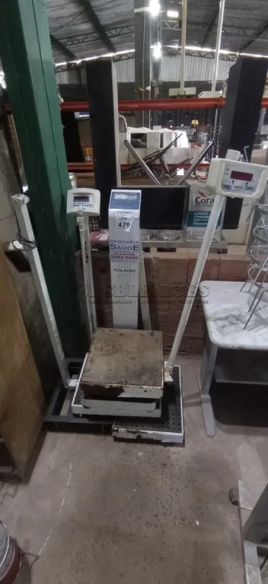LOTE 479 - 05 BALANÇAS ANTROPOMÉTRICAS DE MARCAS E MODELOS DIVERSOS. (NO ESTADO) ATENÇÃO! FAZER A VISITAÇÃO ANTES DE ARREMATAR, NÃO SABEMOS SE FUNCIONA, LEILÃO NÃO TEM GARANTIA E NEM DEVOLUÇÃO, SUJEITO A POSSÍVEIS AVARIAS VISÍVEIS/OCULTAS E/OU AUSÊNCIA DE COMPONENTES.