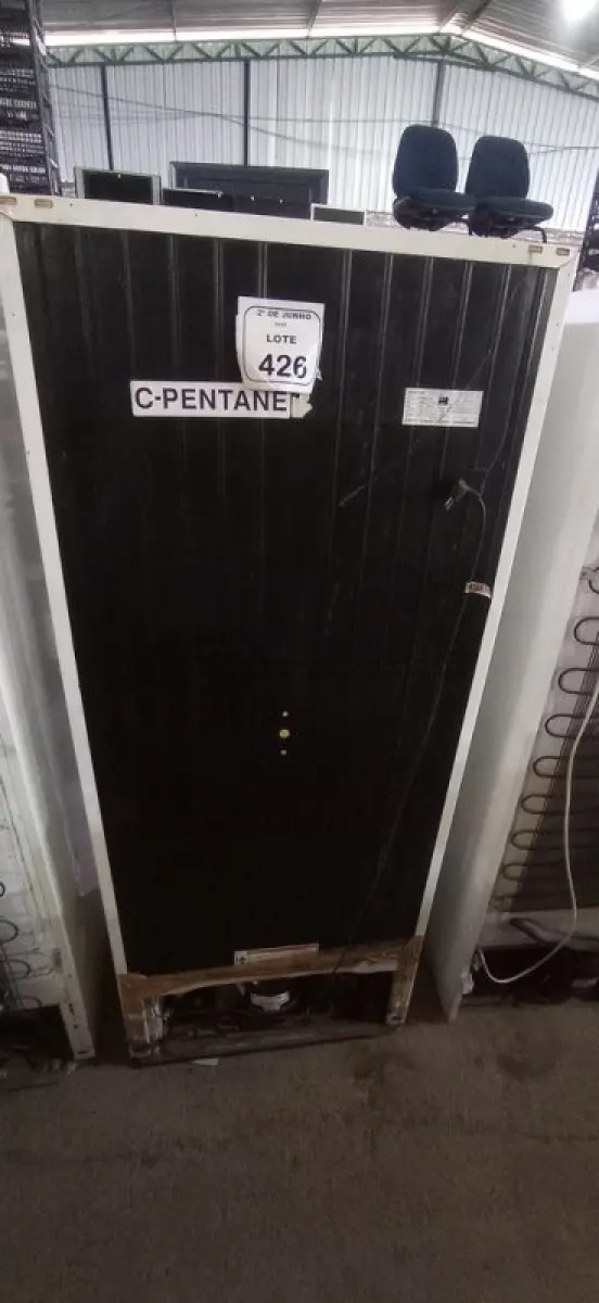 LOTE 426 - 01 GELADEIRA MODELO BRM44D 220V MARCA BRASTEMP. (NO ESTADO) ATENÇÃO! FAZER A VISITAÇÃO ANTES DE ARREMATAR, NÃO SABEMOS SE FUNCIONA, LEILÃO NÃO TEM GARANTIA E NEM DEVOLUÇÃO, SUJEITO A POSSÍVEIS AVARIAS VISÍVEIS/OCULTAS E/OU AUSÊNCIA DE COMPONENTES.