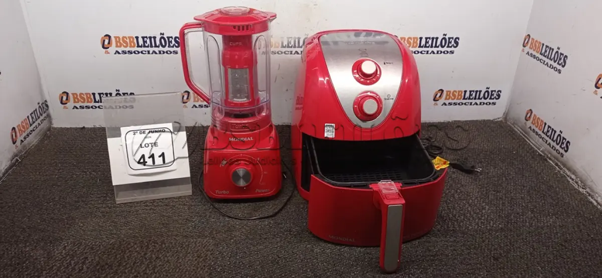 LOTE 411 - 01 AIR FRYER 4L 220V MARCA MONDIAL E01 LIQUIDIFICADOR 220V MARCA MONDIAL. (NO ESTADO) ATENÇÃO! FAZER A VISITAÇÃO ANTES DE ARREMATAR, NÃO SABEMOS SE FUNCIONA, LEILÃO NÃO TEM GARANTIA E NEM DEVOLUÇÃO, SUJEITO A POSSÍVEIS AVARIAS VISÍVEIS/OCULTAS E/OU AUSÊNCIA DE COMPONENTES.